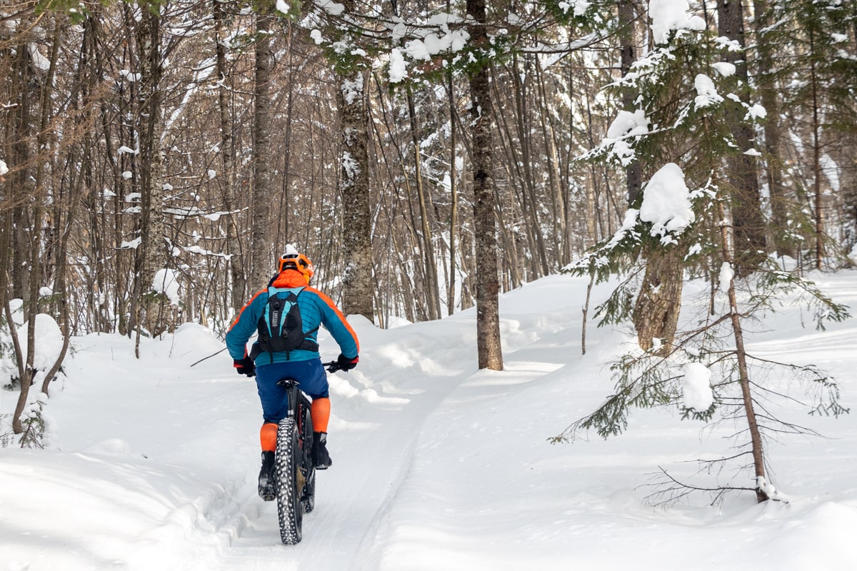 Fat Bike dans la forêt au Quebec