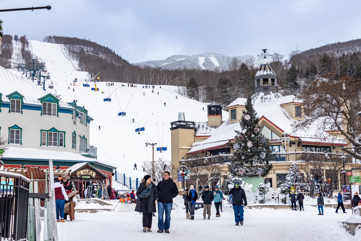 Ville de Mont Tremblant au Quebec en hiver