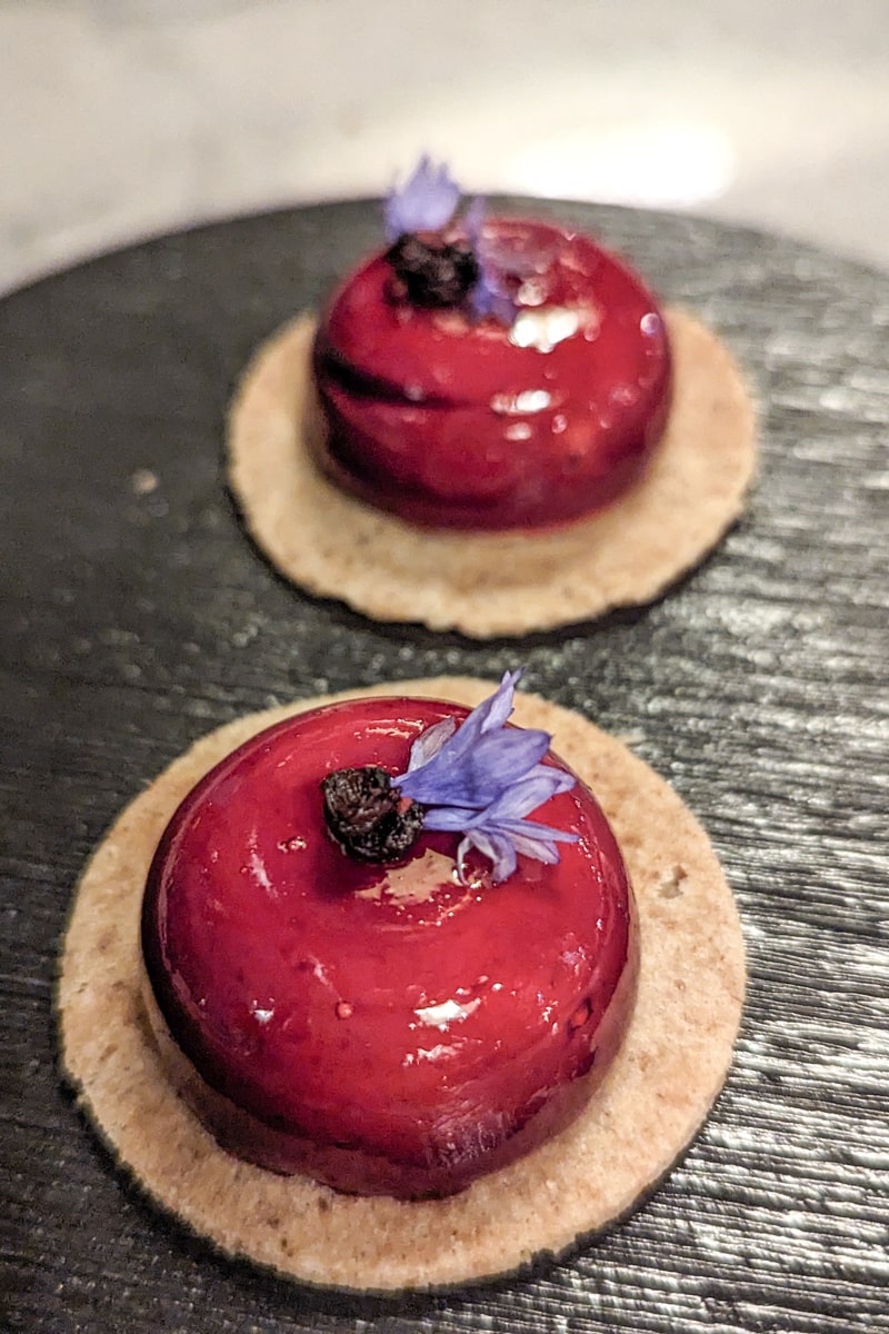 Entrée au restaurant Champlain du Frontenac au Québec