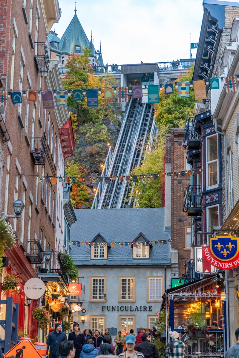 Funiculaire pour accéder au château de Frontenac