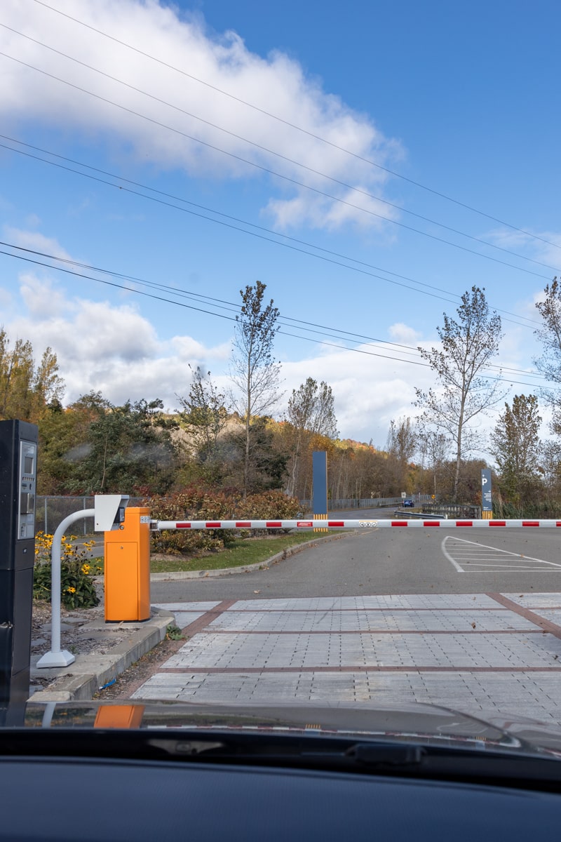 Entrée du parc en voiture