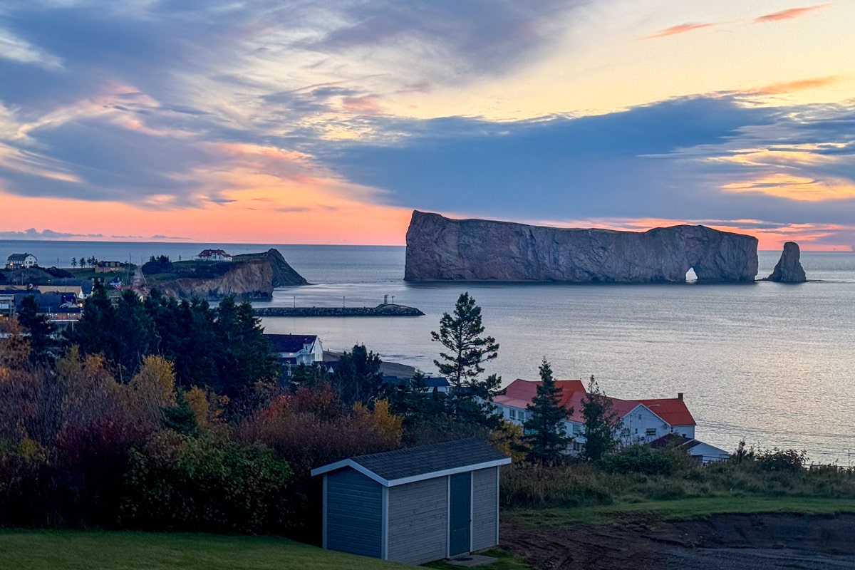 Un coucher de soleil sur le Rocher Percé