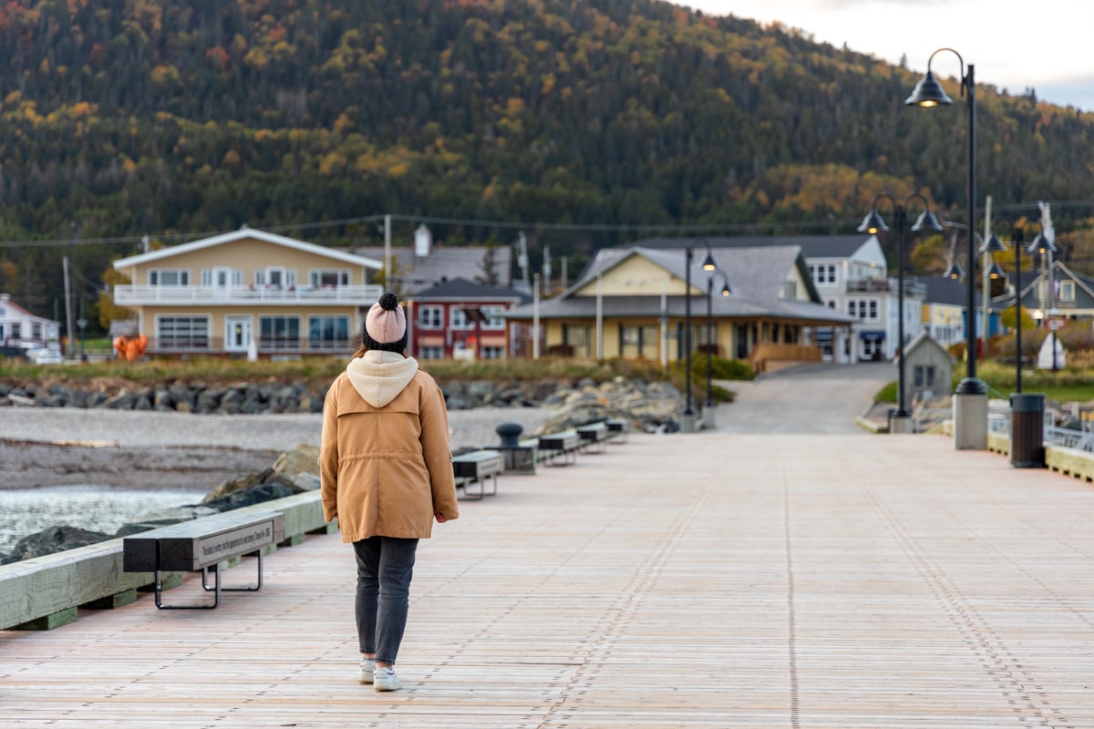 Balade le long de la jetée à Percé en Gaspésie