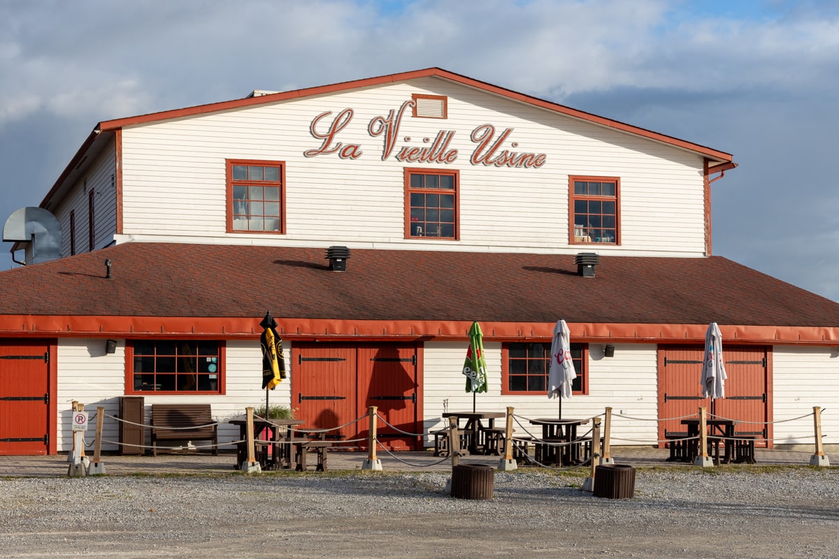 La vieille usine à l'Anse-à-Beaufils