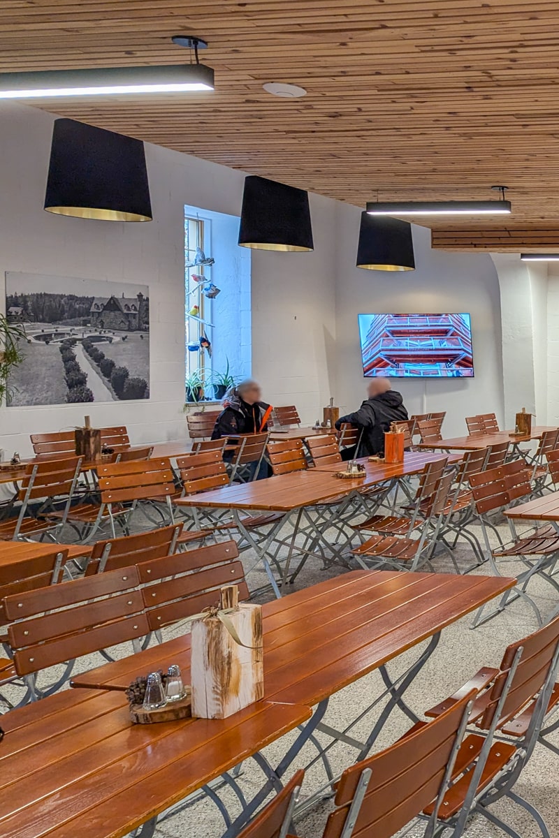 Intérieur du restaurant Chez Émile