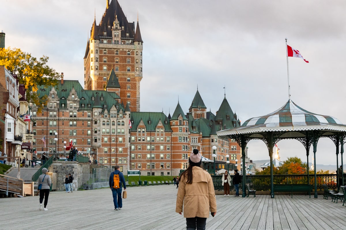 La terrasse Dufferin avec le Château Frontenac en arrière plan