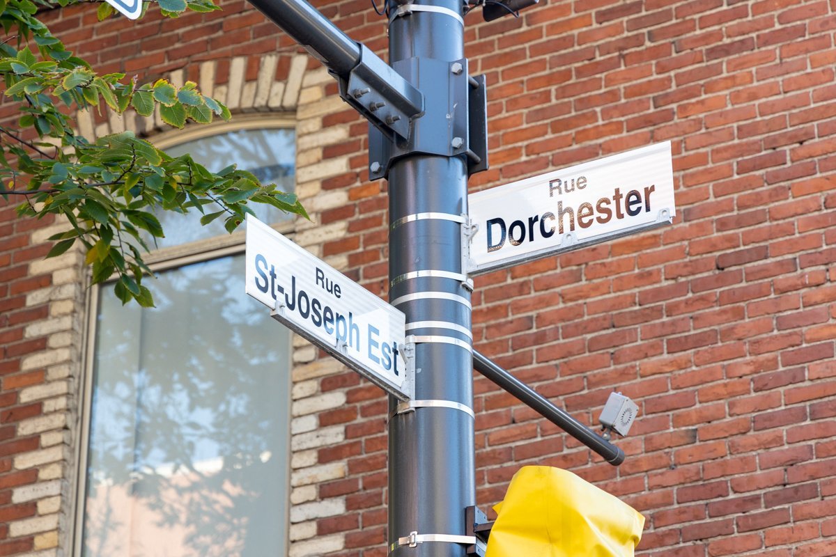 Panneau rue québec